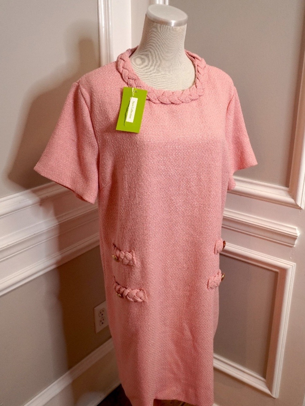 NEW Classy Pink Tweed Jackie Dress Size: Large